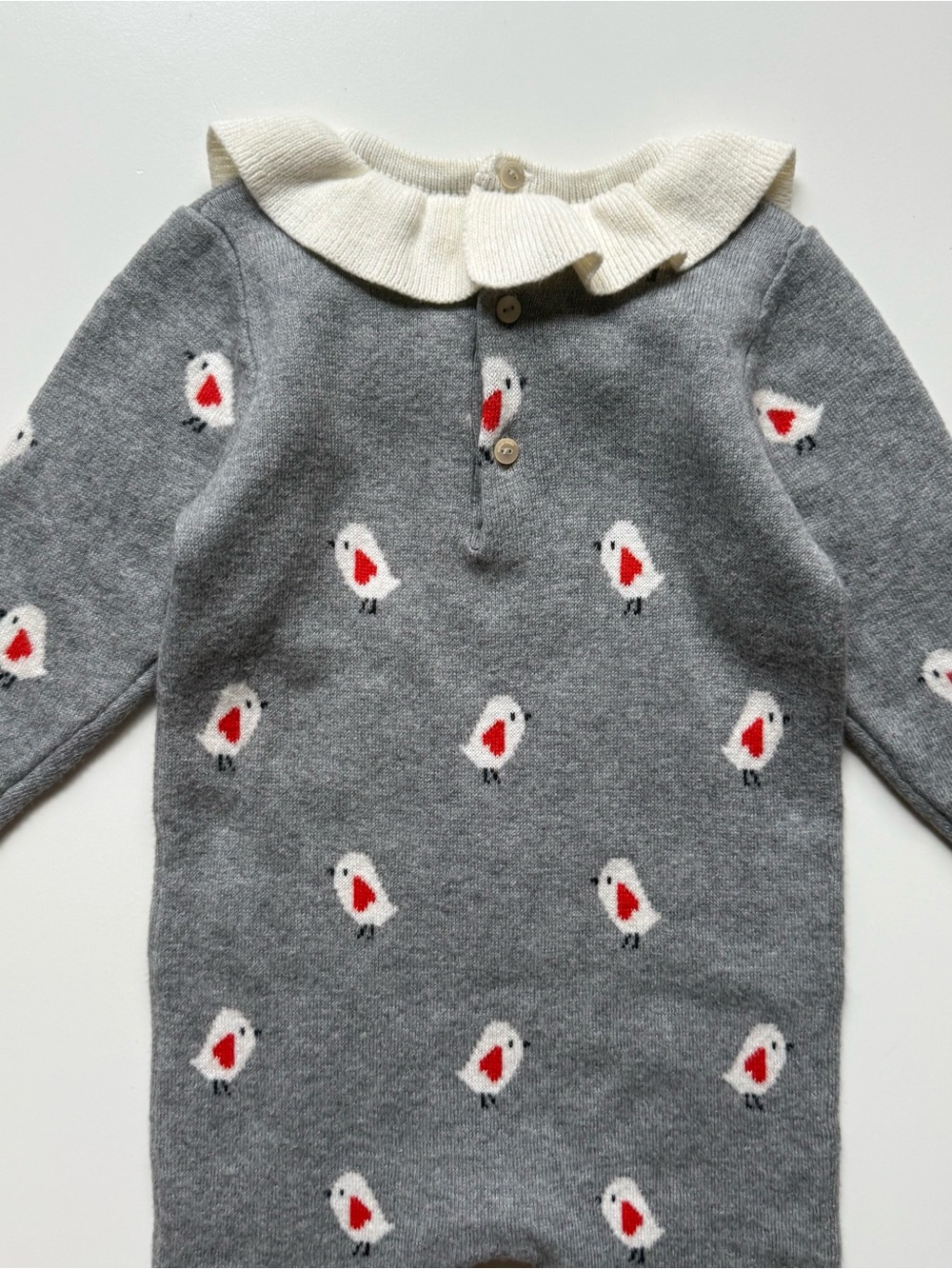 Jacadi Gray Knit One-Piece w/ Ivory Ruffle Collar & Valentine Bird Pattern - 12M - Picture 10 of 15